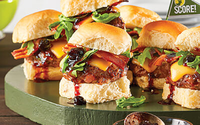 Venison Sliders with Blueberry BBQ Sauce